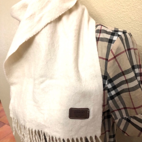 Scarf - Picture 6 of 6